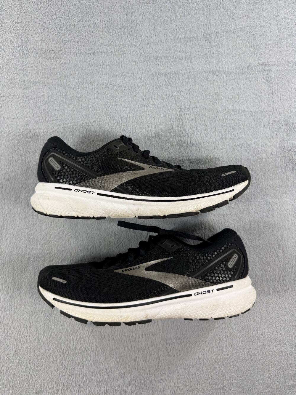 Brooks Ghost 14 Running Shoes Womens Size 8 Black White Athletic Sneaker